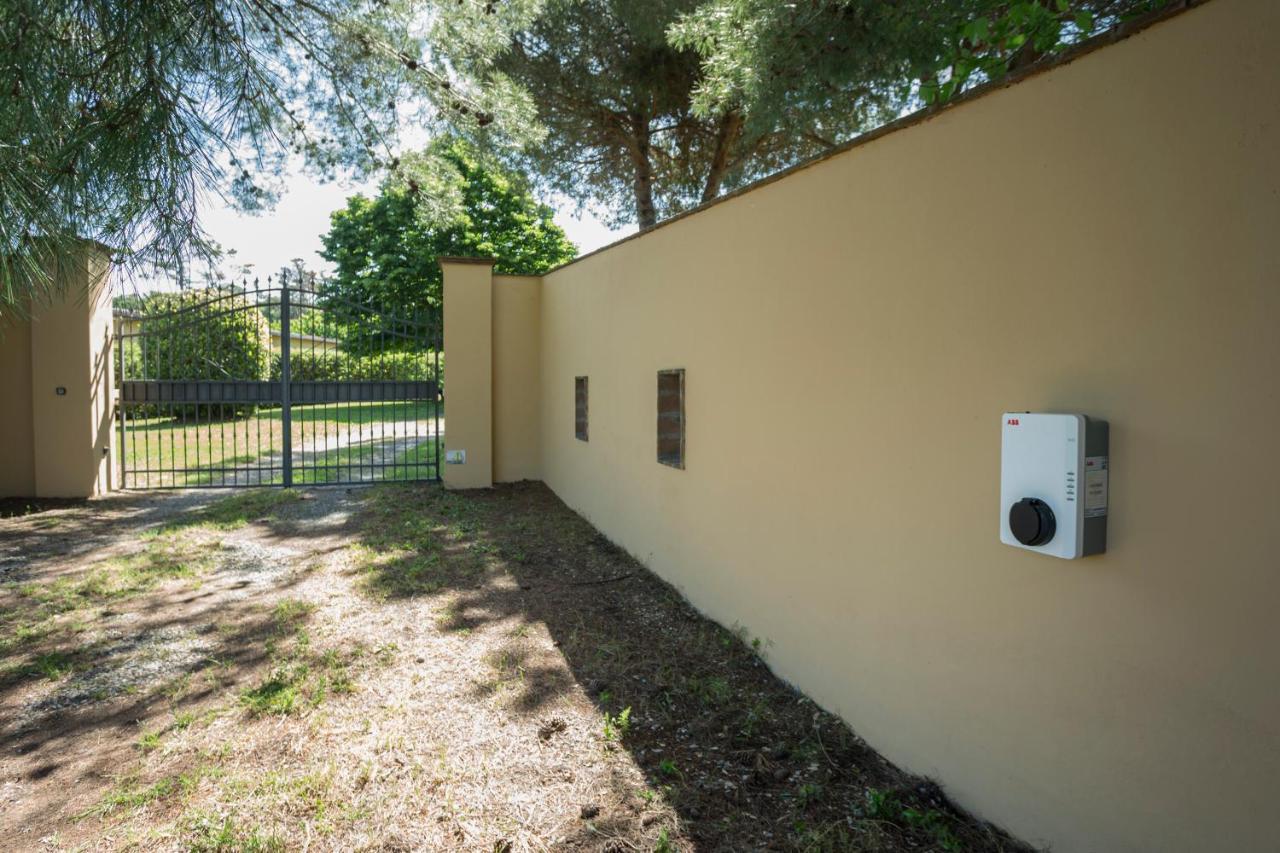 Podere Belvedere Ливорно Екстериор снимка