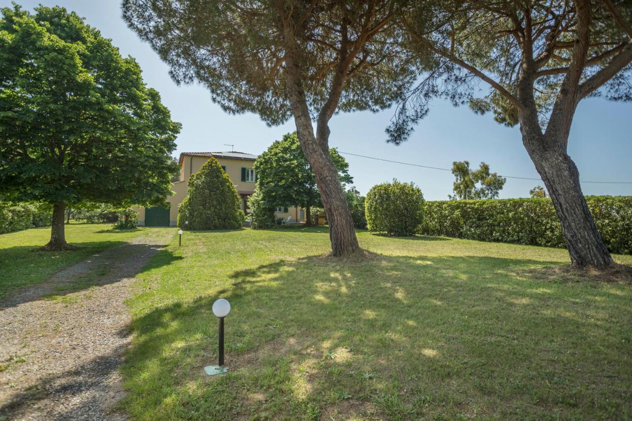 Podere Belvedere Ливорно Екстериор снимка